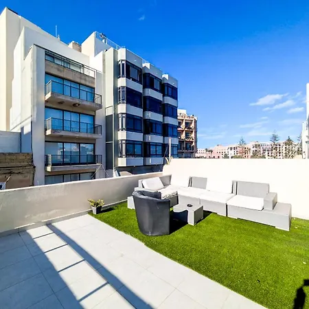 St Julians Penthouse Apartment